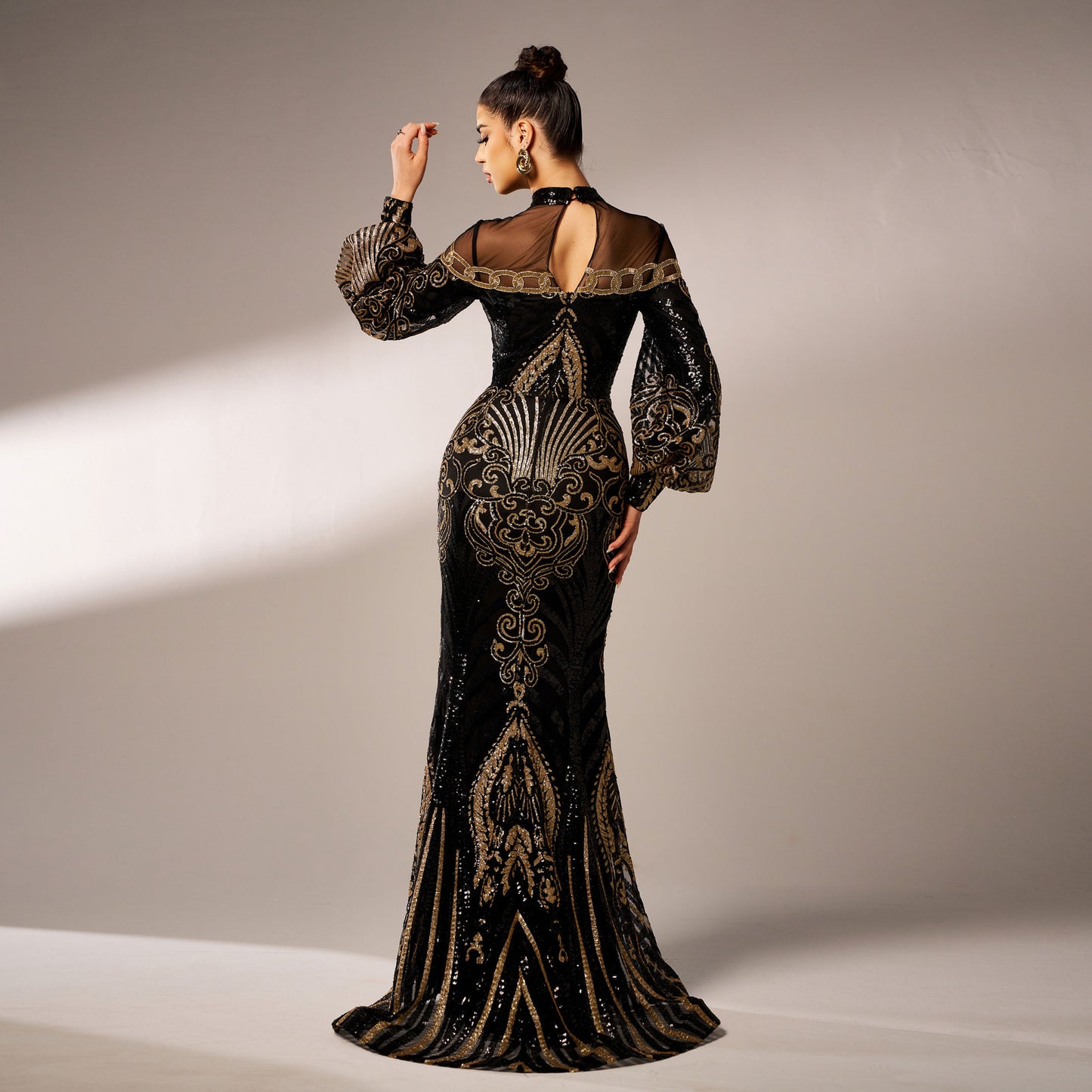 Women's Long Sleeve Sequin Mesh Fishtail Evening Gown – Round Neck Slim Fit Maxi Dress