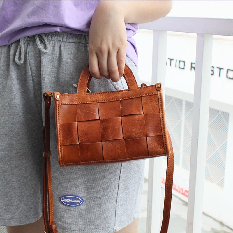 Vegetable-Tanned Head Layer Cowhide Leather Antique Woven Shoulder Bag - European American Retro Style