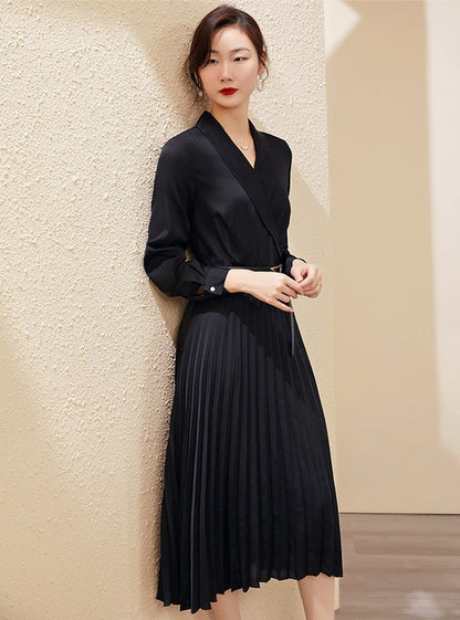 Premium Silk Patchwork Pleated Dress - Elegant Color Block Design