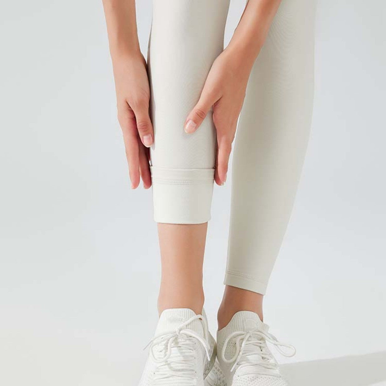 High-Waist Hip-Lifting Fitness Pants - Moisture-Wicking Yoga Leggings