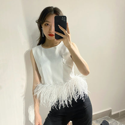 Women's Sleeveless Crop Tank Top - High Waist Slim Fit Solid Color Camisole