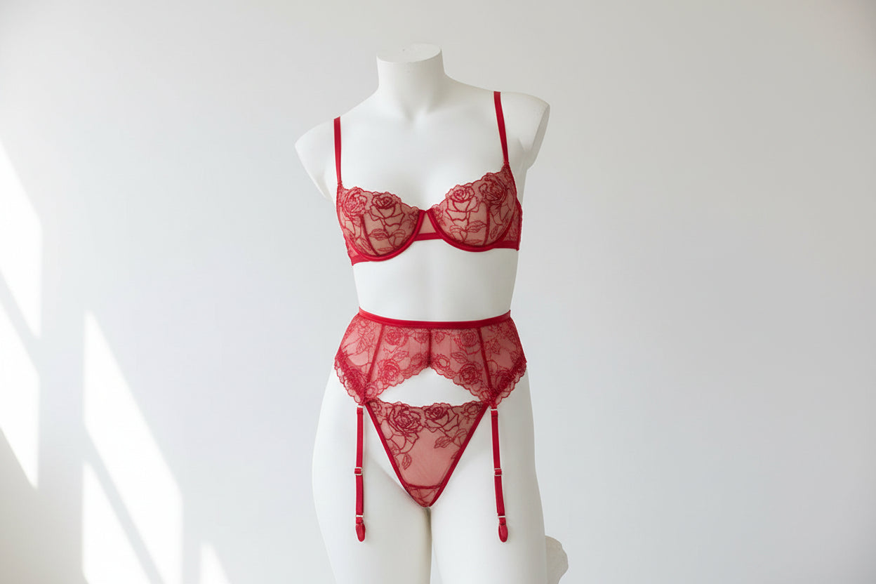Women's Pearl Embellished Lingerie Set - Delicate T-Back Intimate Apparel