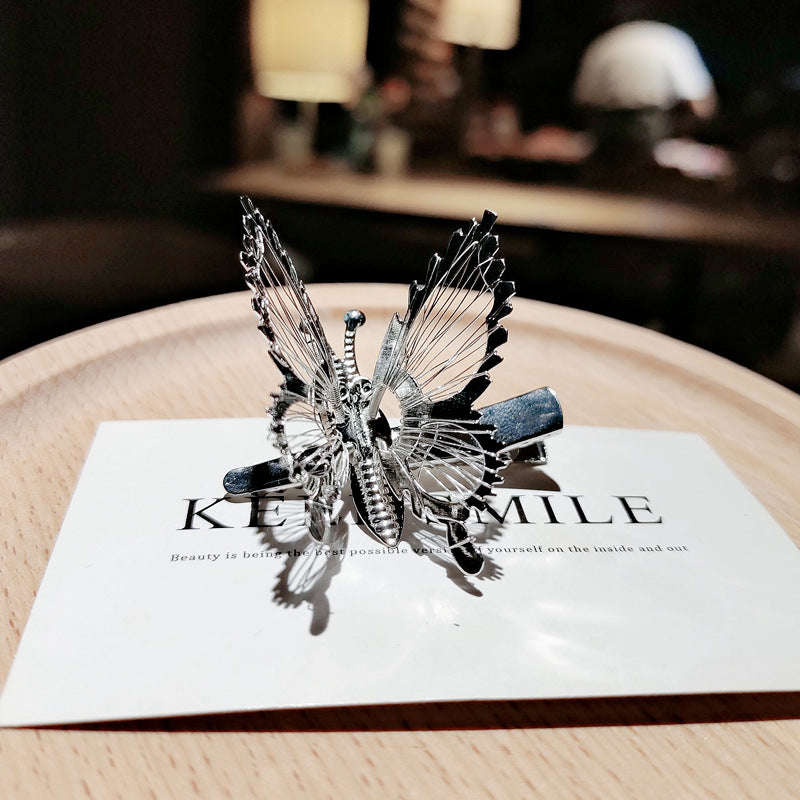 Moving Butterfly Hairpin Headdress - Alloy with White Crystal Electroplating