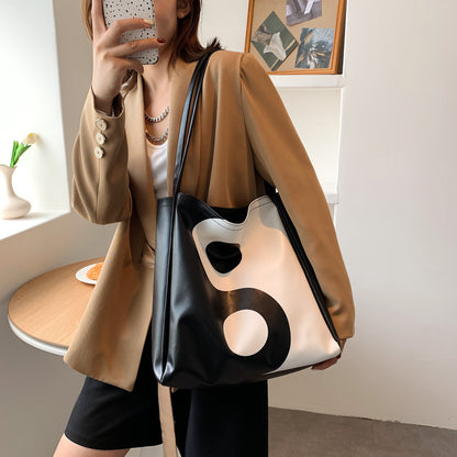 Women's Large Capacity Shoulder Bag - Vegan Leather Underarm Tote
