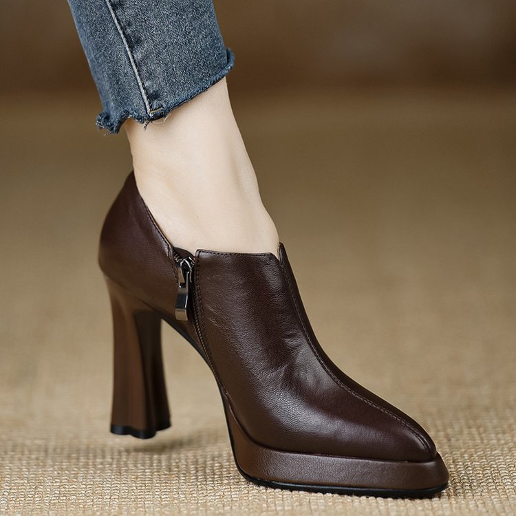 Vintage Chunky Heel Pointed Toe Pumps - Women's High Heel Shoes with Zipper
