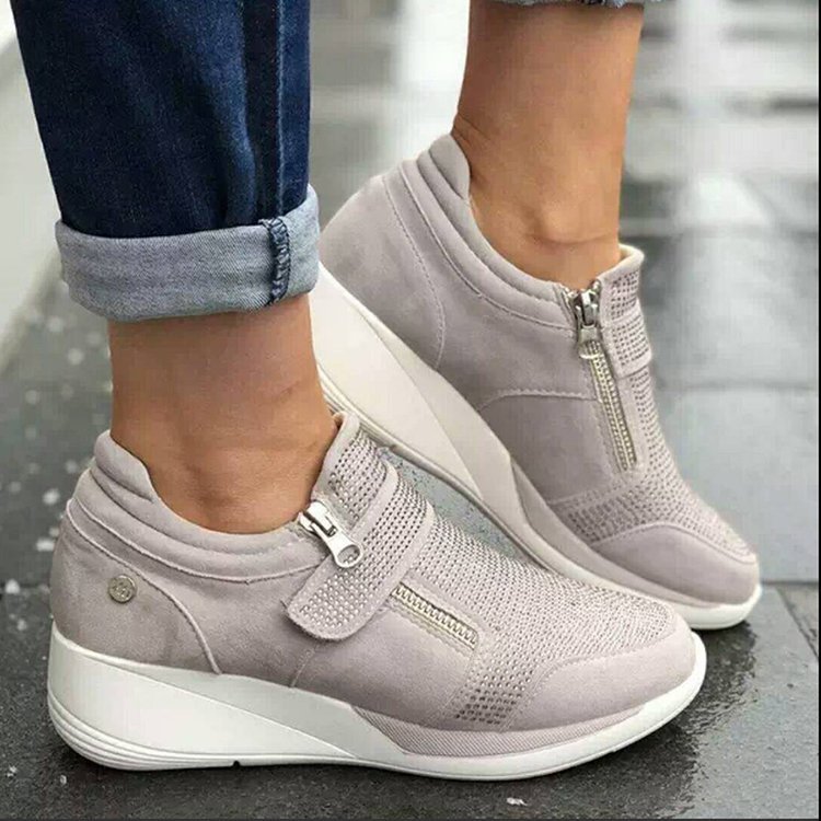 Women's Mary Jane Canvas Shoes - Suede Upper, Velcro Closure & Thick Rubber Sole