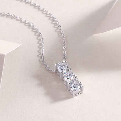 0.5 Carat Moissanite Circle Pendant Necklace - S925 Silver Platinum Plated Light Luxury Jewelry