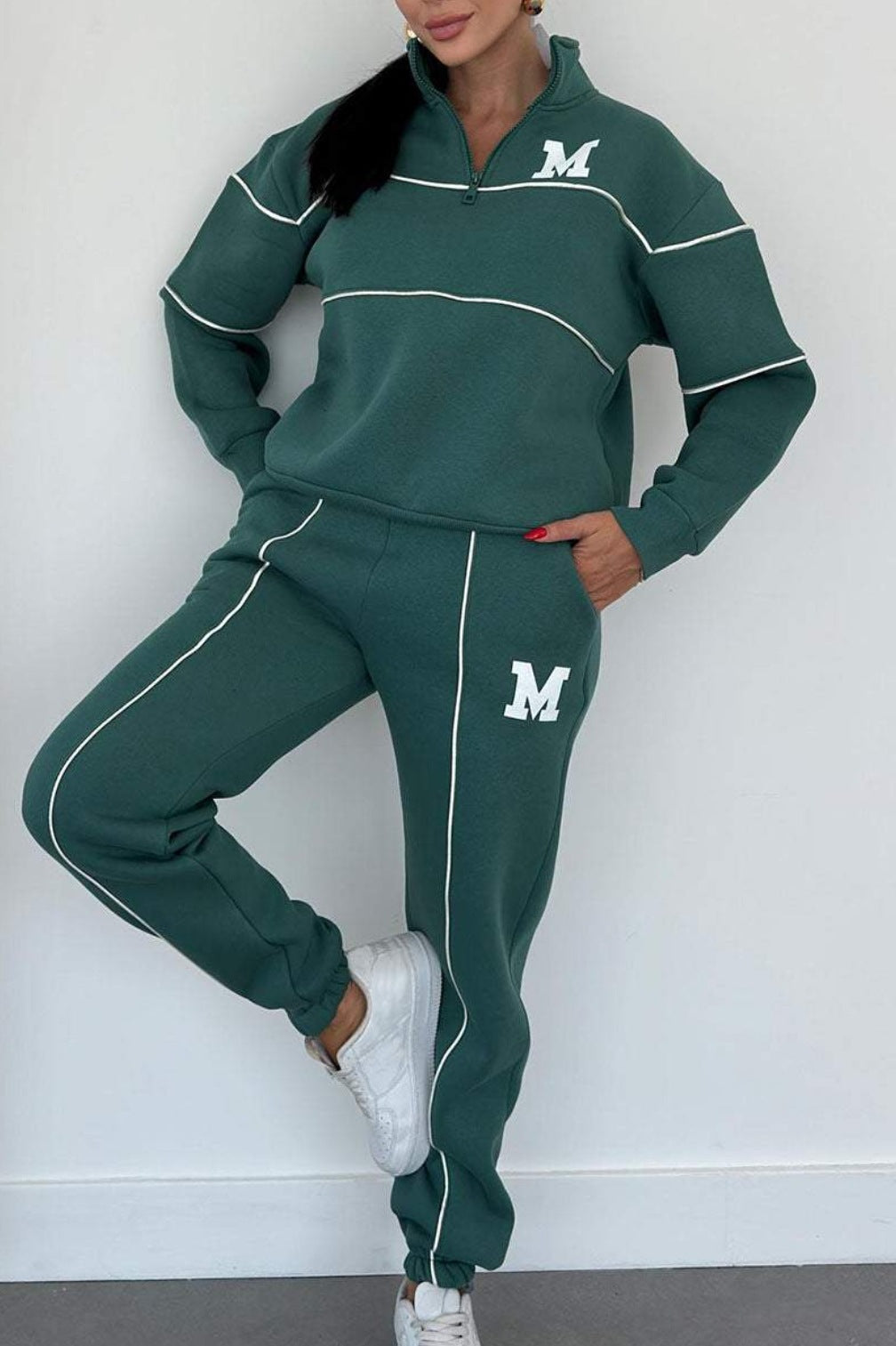 Women's 2 Piece Lounge Set - Pullover Sweatshirt & Sweatpants