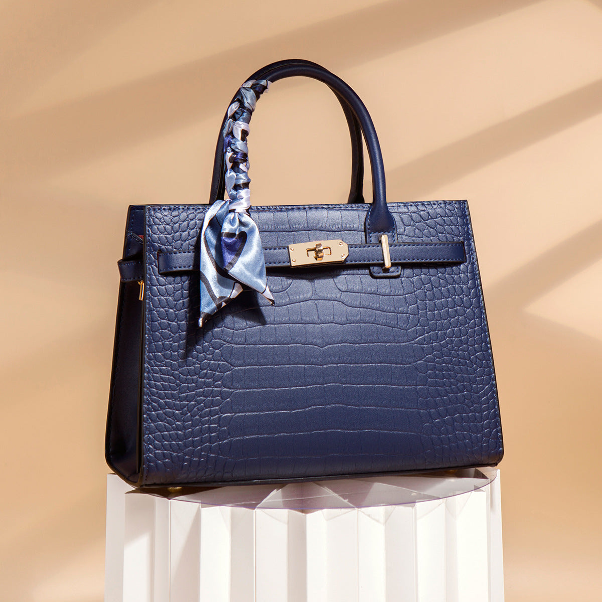 Classic Structured Tote Bag - Spacious PU Leather Handbag with Multiple Compartments