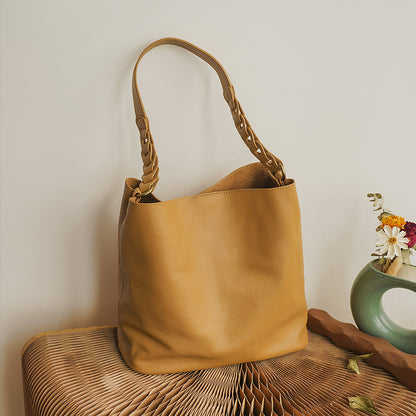 Plant-Tanned First Layer Cowhide Leather Handbag - Large Capacity Women's Bag with Versatile Carrying Options