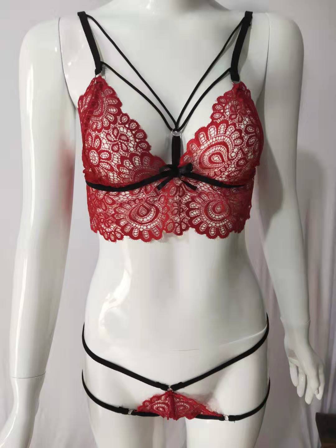 Lace Lingerie Set - Three-Piece Bandage Style with Delicate Eyelash Trim