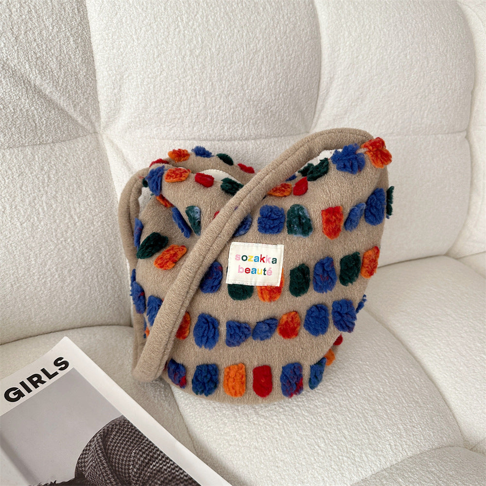 Plush Bucket Crossbody Bag - Soft Shoulder Bag with Multiple Compartments