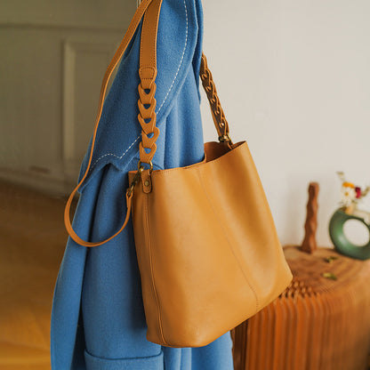 Plant-Tanned First Layer Cowhide Leather Handbag - Large Capacity Women's Bag with Versatile Carrying Options