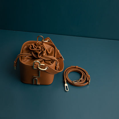 Cowhide Leather Bucket Bag - European American Fashion Handbag with Zipper Closure