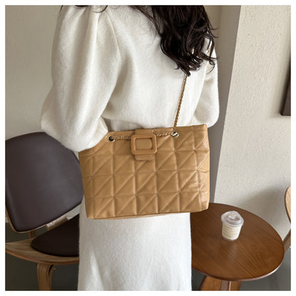Quilted Chain Shoulder Bag - Trapezoid PU Leather Crossbody with Diamond Pattern