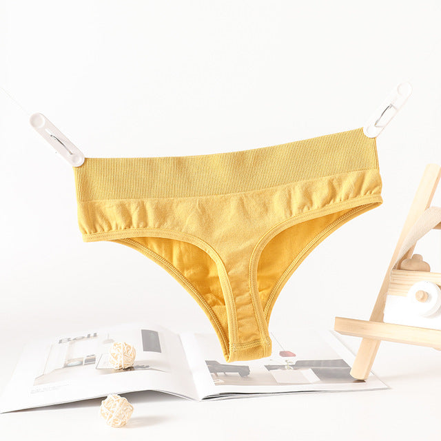Women's Cotton Seamless Underwear - Comfortable Low-Rise Brief