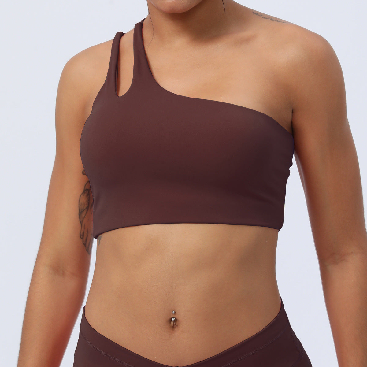 Women's Sports Bra - Slant Shoulder Strap Workout Top with Hollow-Out Design