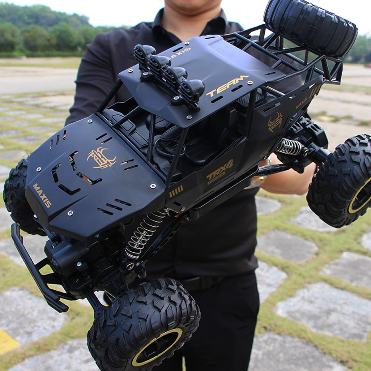 RC Off-Road Climbing Car - 4WD Remote Control Vehicle with 2.4G Wireless