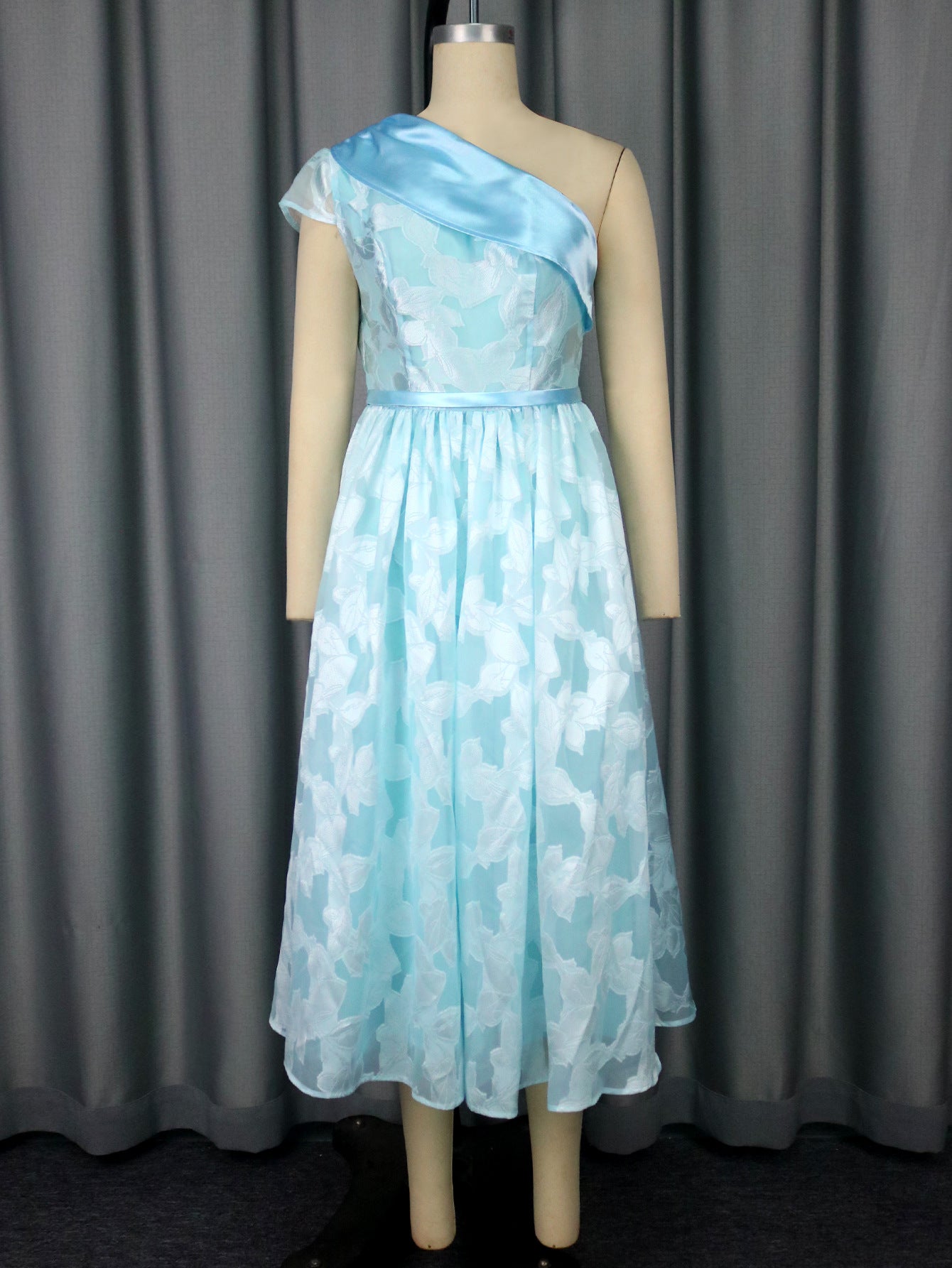 Women's Oblique Shoulder Jacquard Evening Dress – Elegant A-Line Contrast Color Maxi