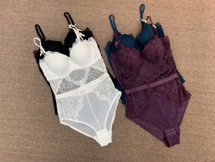 Wireless Lace Bra - Strapless 3/4 Cup with Gathering Support