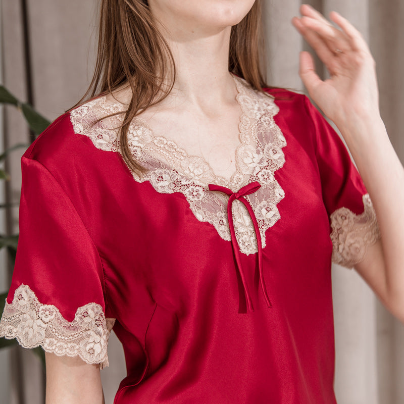 Women's Two-Piece Silk Pajama Set - V-Neck Top with Cropped Pants