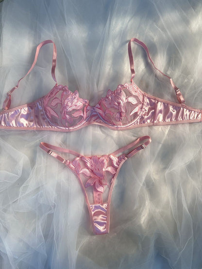 Women's Lace Embroidery Mesh Bra and Panty Set - 3/4 Cup Lingerie Set