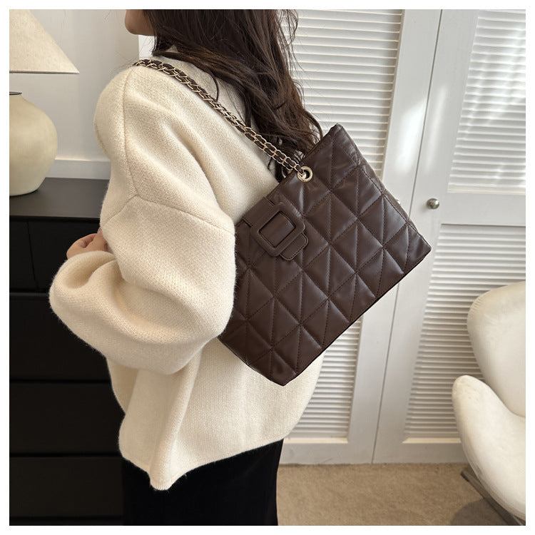 Quilted Chain Shoulder Bag - Trapezoid PU Leather Crossbody with Diamond Pattern