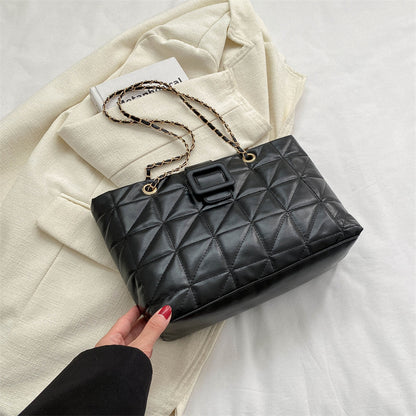Quilted Chain Shoulder Bag - Trapezoid PU Leather Crossbody with Diamond Pattern