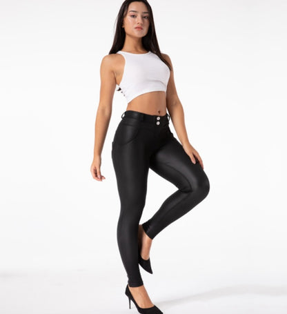High-Waist Peach Hip-Lifting Faux Leather Pants - Shiny PU Leggings