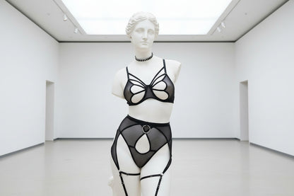 Women's Four-Piece Mesh Lingerie Set - Delicate Cutout Design with Garter