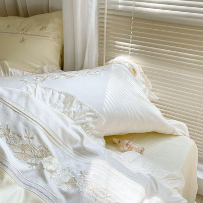 Premium Long-Staple Cotton Bedding Set - 4-Piece Lace Detail Collection