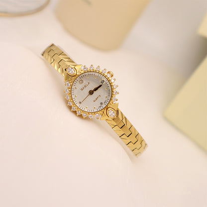 Women's Vintage Quartz Bracelet Watch | Diamond-Embossed Design | 6mm | Gold Face & Golden White
