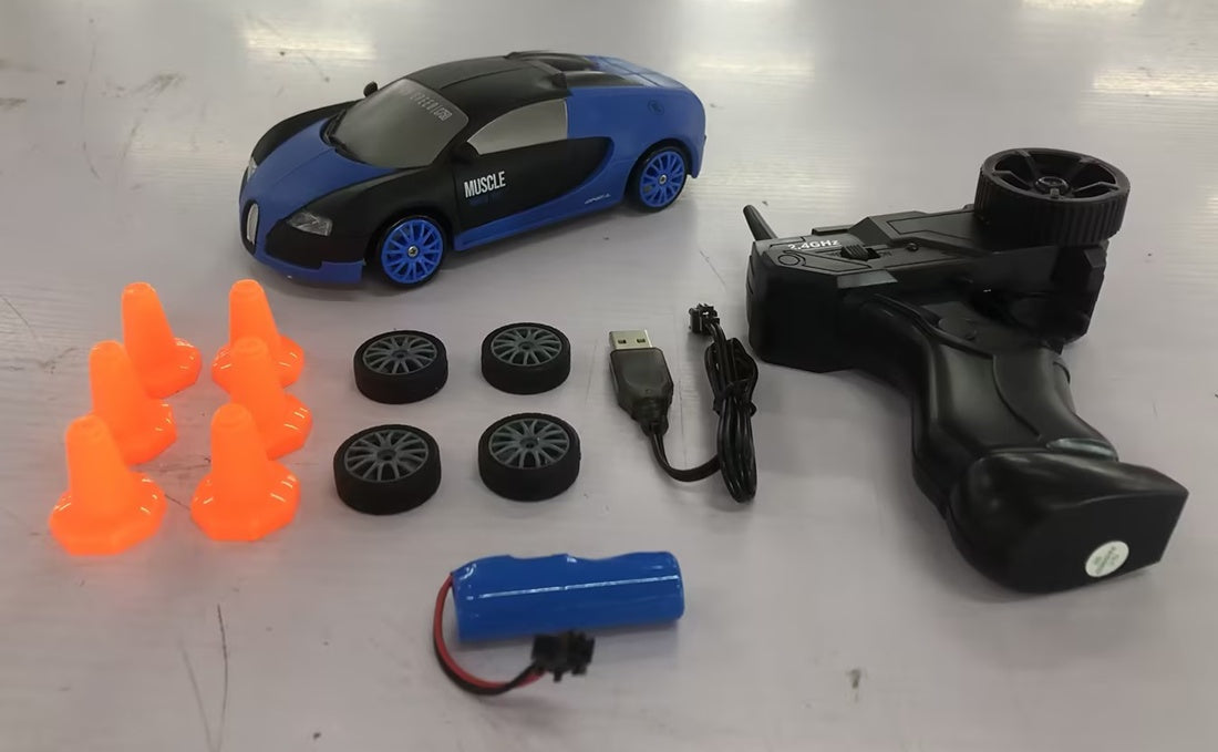 RC Drift Car 1:24 Scale - 2.4GHz 4WD Remote Control Racing Car with Lights