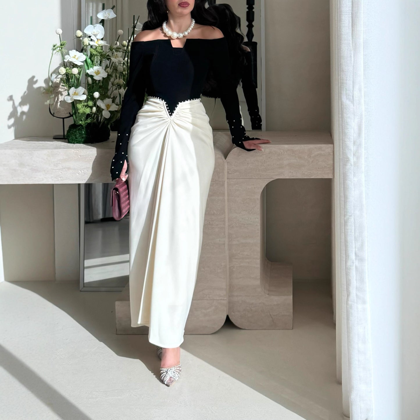 Women's Color-Block Pearl Embellished Sheath Dress – Long Sleeve Mid-Rise Elegant Dress