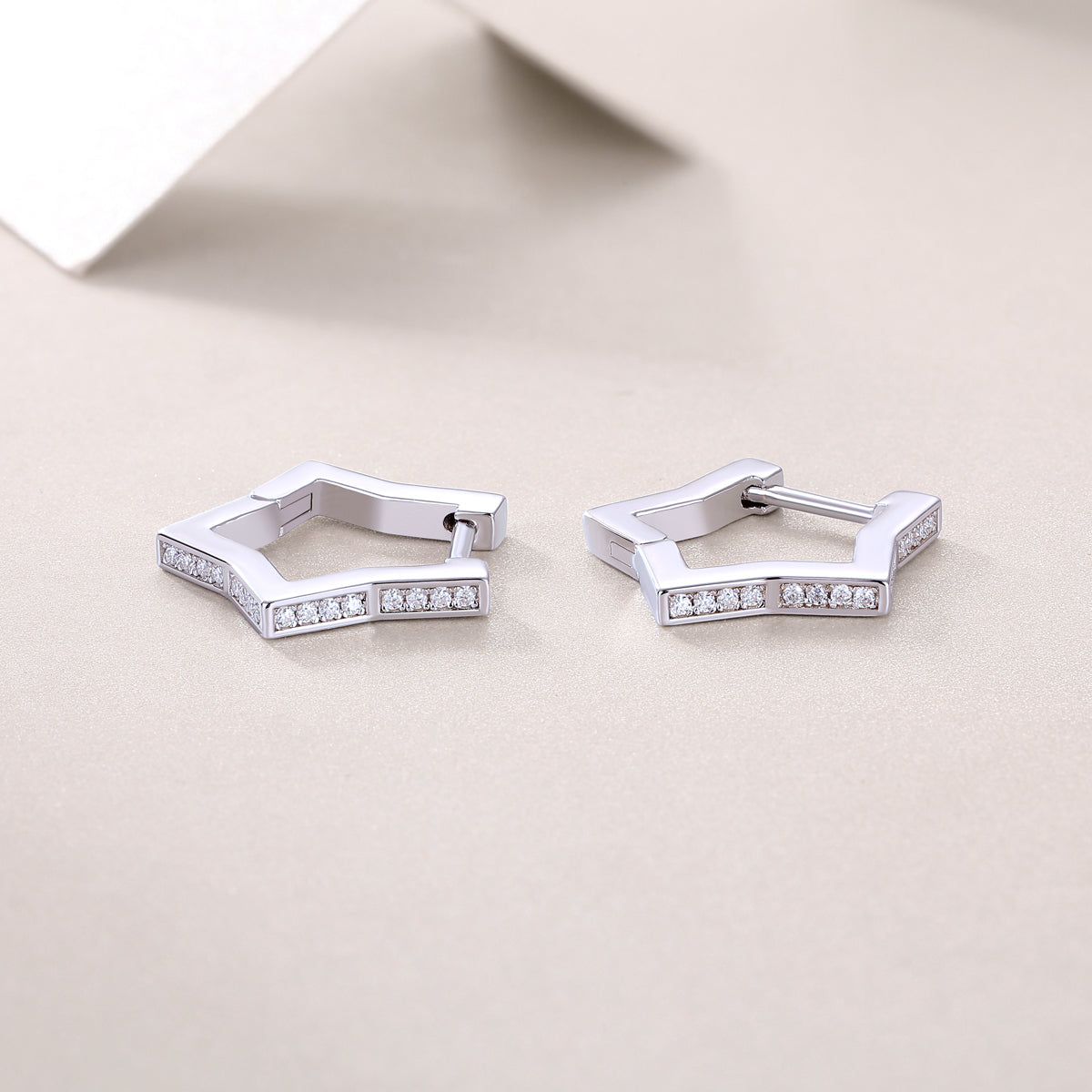 Moissanite Star Stud Earrings - S925 Sterling Silver Platinum Plated