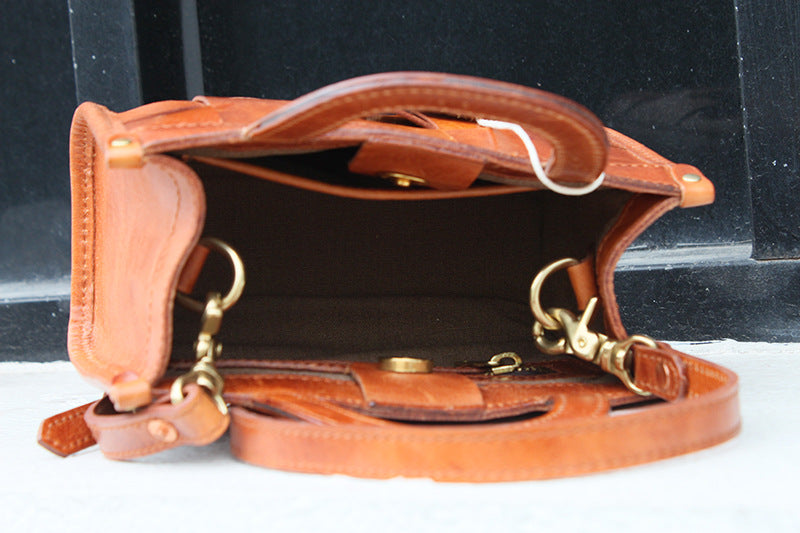 Vegetable-Tanned Head Layer Cowhide Leather Antique Woven Shoulder Bag - European American Retro Style