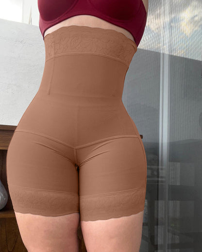 Fashion Slimming Hip-Lift Shorts - Polyester Activewear for Women