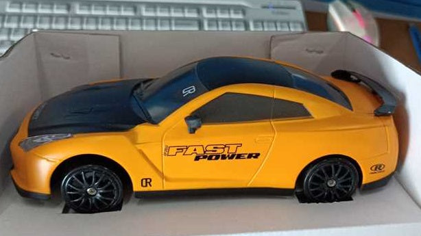 RC Drift Car 1:24 Scale - 2.4GHz 4WD Remote Control Racing Car with Lights