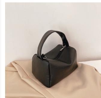PU Leather Chain Handbag - Solid Color Horizontal Square Bag
