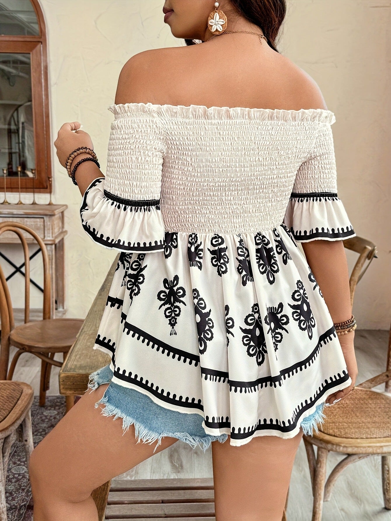 Resort-Style Printed Midi Dress - Elegant V-Neck Dress with Floral Pattern