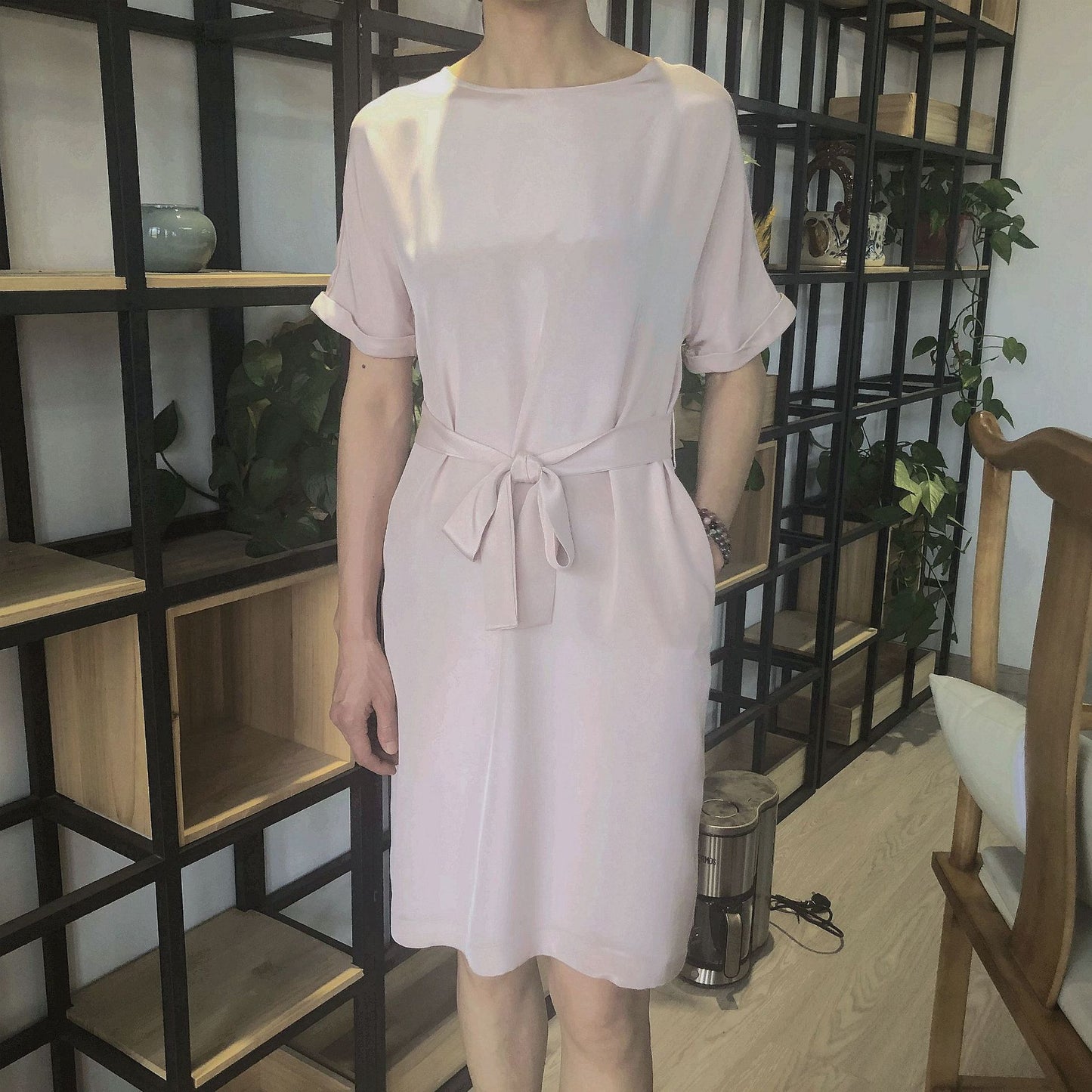 Heavyweight Silk Lace-Up Dress - V-neck Short Sleeve Midi Dress