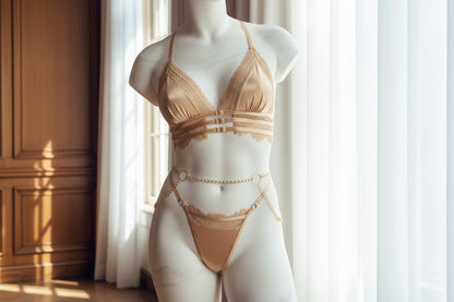 Women's Lace Cross Bra Lingerie Set - Metal Chain Accent Intimate Apparel